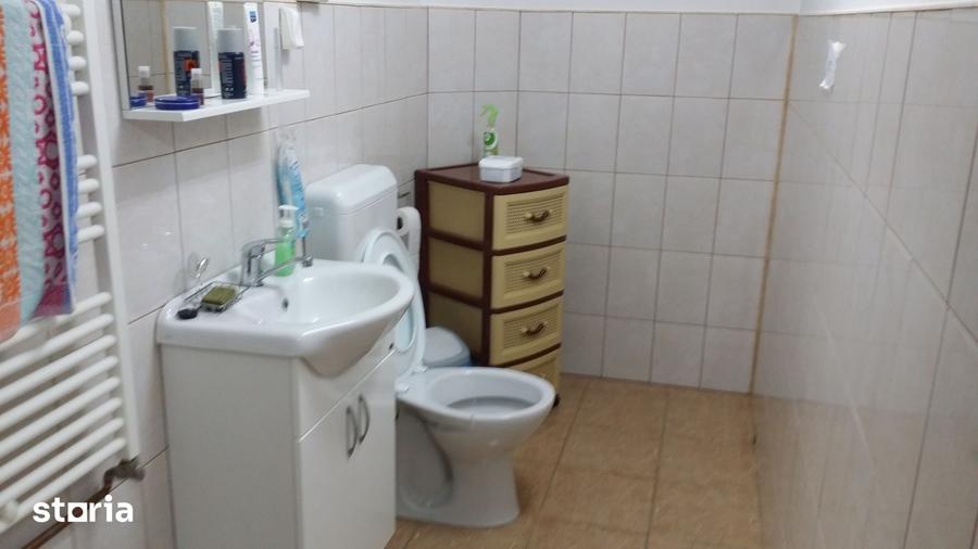 Apartament cu 3 camere în Semicentral