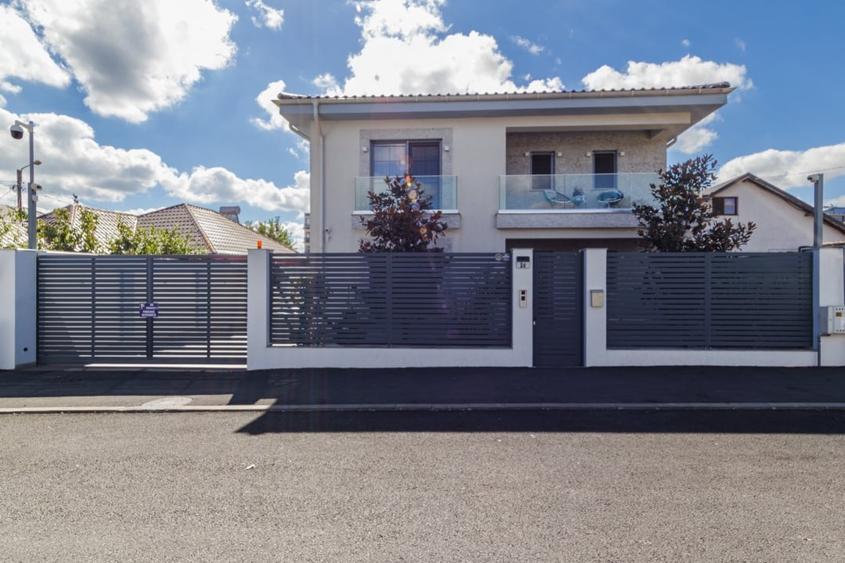 Casa eleganta 4 camere in zona Hanul Piratilor – 236 mp, teren 350 mp, mobilata - 37