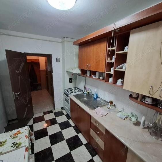 Apartament 3 camere Lupeni - 8