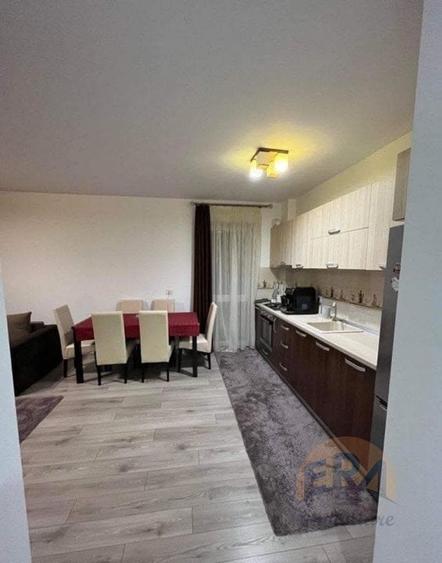 3 camere | Prima Universitatii | bloc nou | etaj 2 - 5