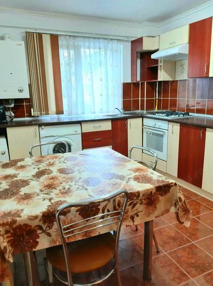 De vanzare, Apartament spatios ,semidecomandat,complet mobilat si utilat. - 3