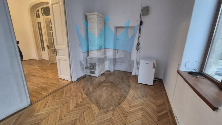 Spatiu Birou Universitate - 3