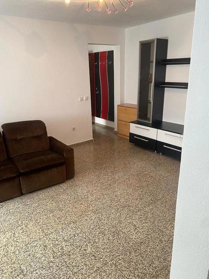 Inchiriez apartament 3 camere , BLV Transilvaniei - 3