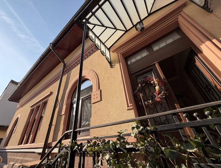 Casa consolidata - Tineretului - Singur curte - 2