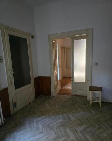 Casa Zona Ultracentrala , 6 cam SC 200 , teren 242, inc oras - 1