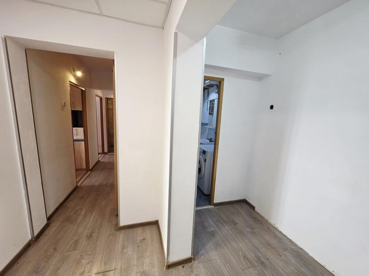 Apartament 3 camere, 2 băi cu geam, balcon generos – Republicii - 9