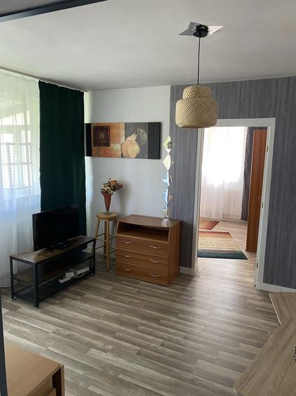 Apartament 2 camere tiglina 1,regiment 11 siret . - 2