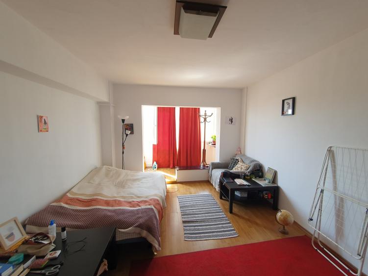 Craiter (str, Dacia ), garsoniera decomandata, etaj 4/4, 50000 euro - 1