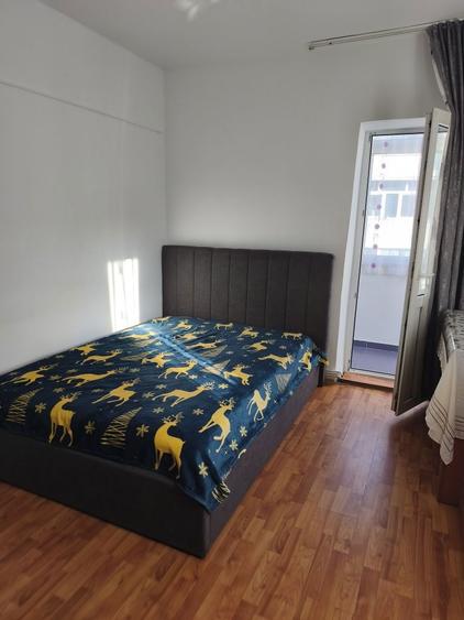 Ofer spre inchiriere garsoniera Mioveni,etaj 3 - 1