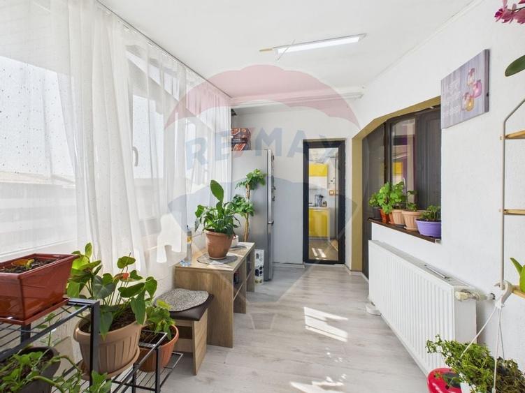 Apartament cu 3 camere de vanzare-Leroy Merlin Bragadiru - 12