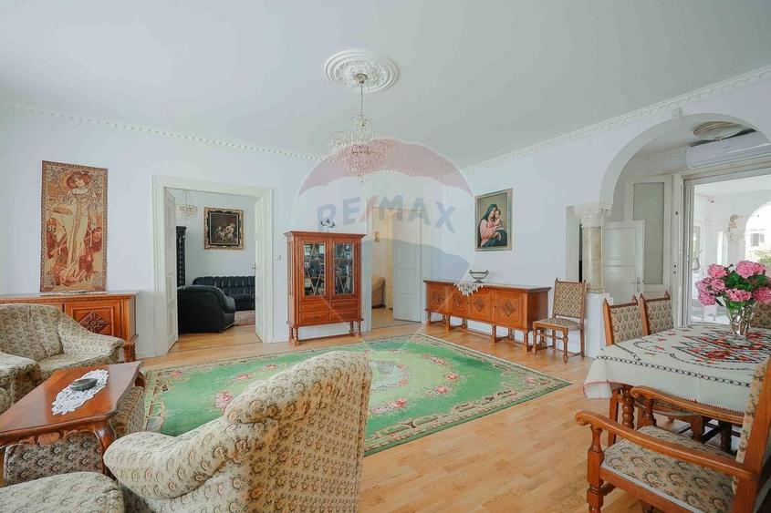 Casă cu 4 camere de închiriat în zona Ultracentrală - 3