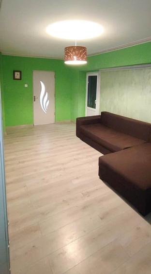 Apartament 3 camere decomandat, 2 bai, 88 mp, balcon inchis, etaj intermediar - 9