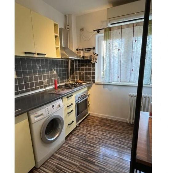 Apartament 3 camere, Bd Basarabia, vizavi de Riviera - 1