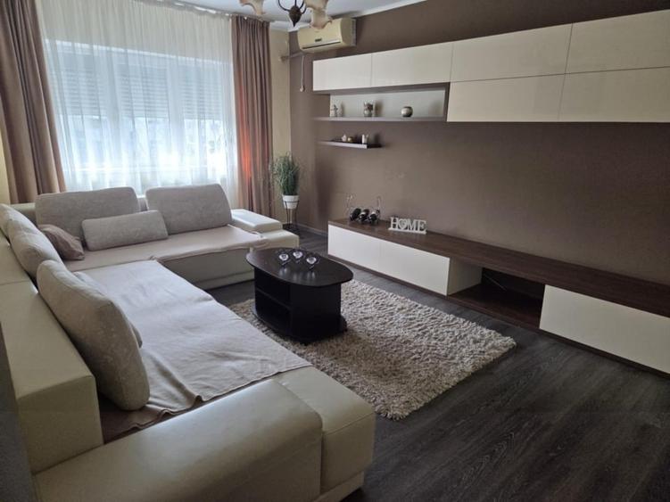 PROPRIETAR-Apartament 3 camere de inchiriat - 1