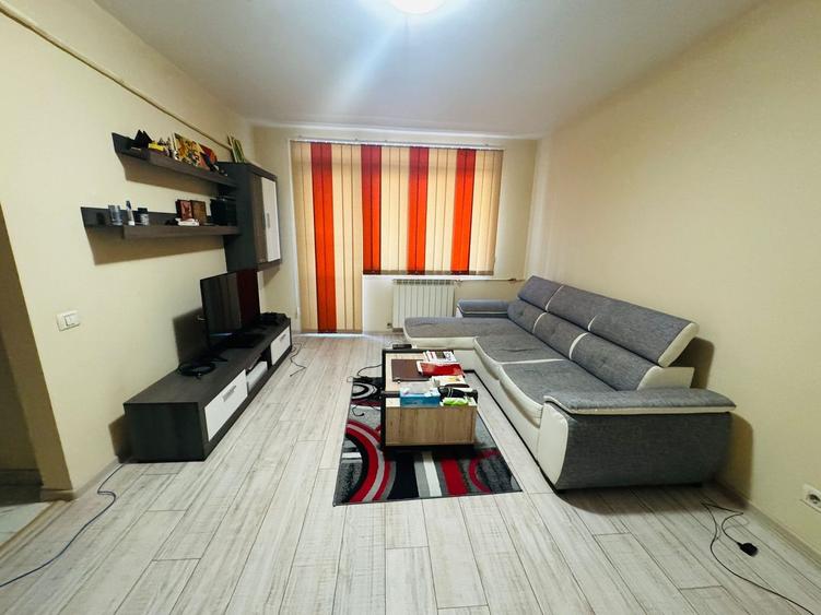 Sector 4 Soseaua Giurgiului Piata Progresului 2 camere - 1