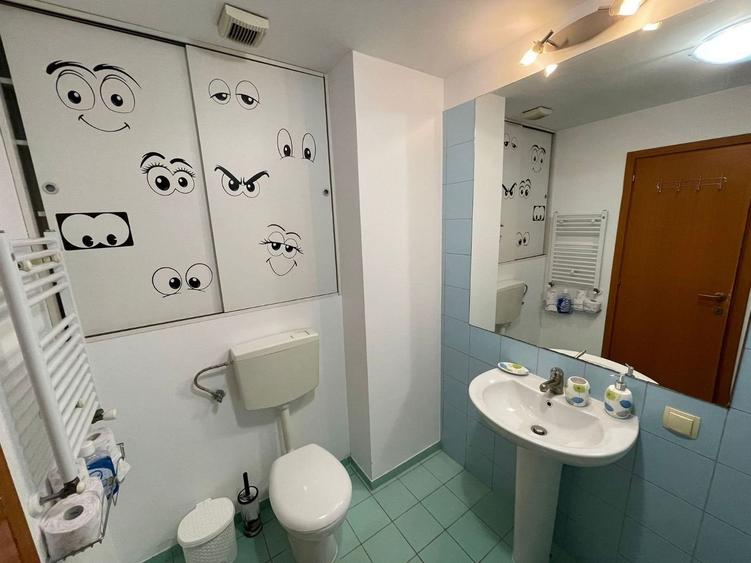 De închiriat: apartament 2 camere - Ten Blocks - Păcii - metrou - 8