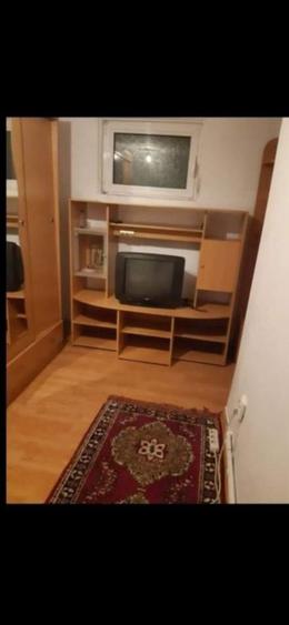 Inchiriez cam la curte - 4