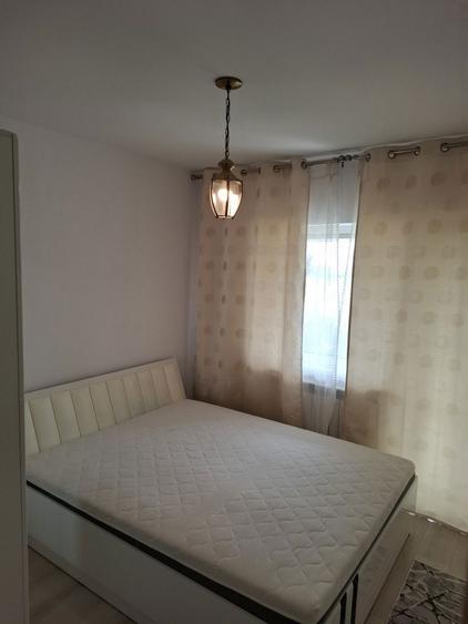 Apartament se inchiriaza cu living, dormitor, bucatarie, baie. - 1