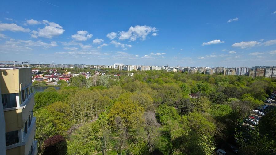 Apartament 4 camere, 2 băi, 2 balcoane, bloc reabilitat - 1