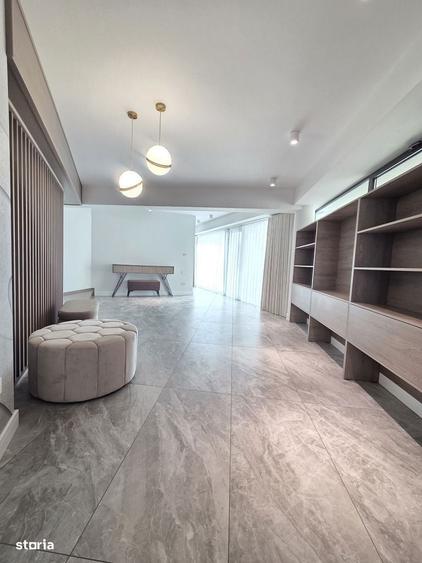 Vila cu arhitectura futurista si design avangardist la Cheie - 15