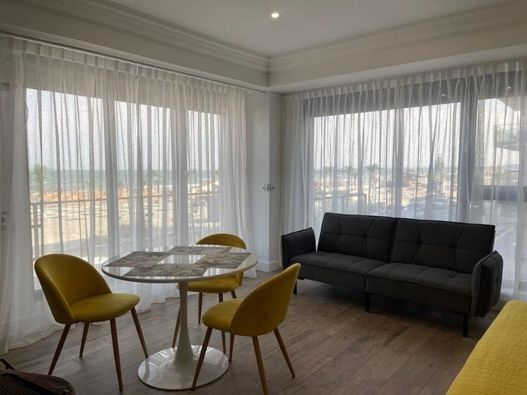Apartament 2 camere Mamaia Nord cu vedere frontala la mare - 7