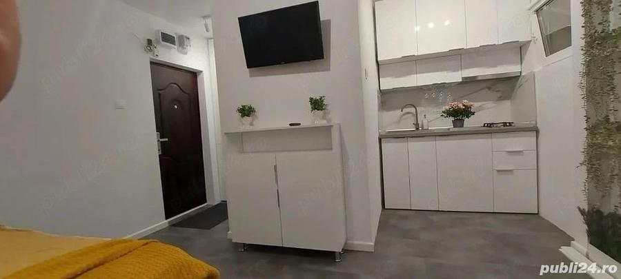 garsoniera metrou 1 decembrie circa 13 politie - 5