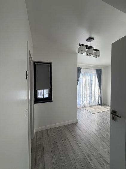 Duplex cu 4 camere cu Canalizare în Șura Mică