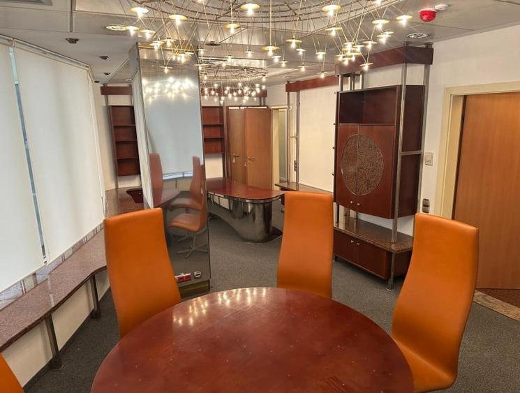 Office Piata Victoriei - 6