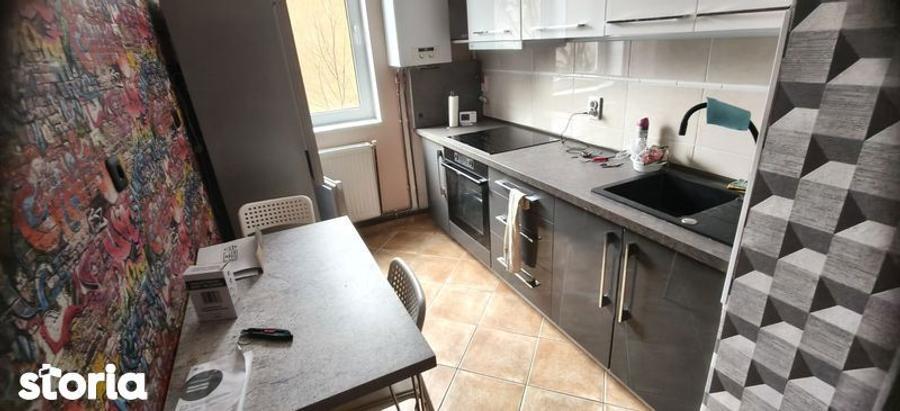 De inchiriat 2camere zona Diana gheorgheni - 1