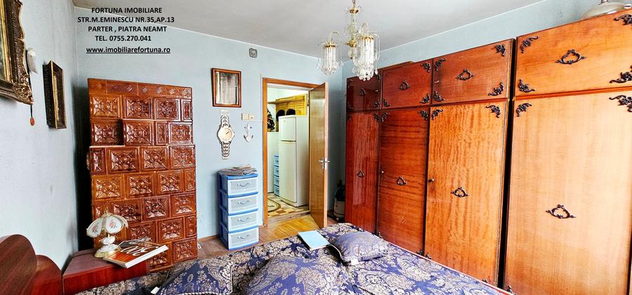 Apartament 4 camere, cu boxa, Bd.Traian, zona BCR - 3