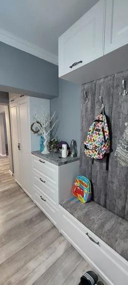 APARTAMENT LUX 4 CAMERE DECOMANDAT CONFORT MAXIM ZONA POARTA 6 - 1