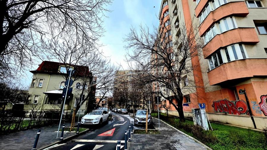 Apartament 2 camere decomandat in piata Muncii - 38