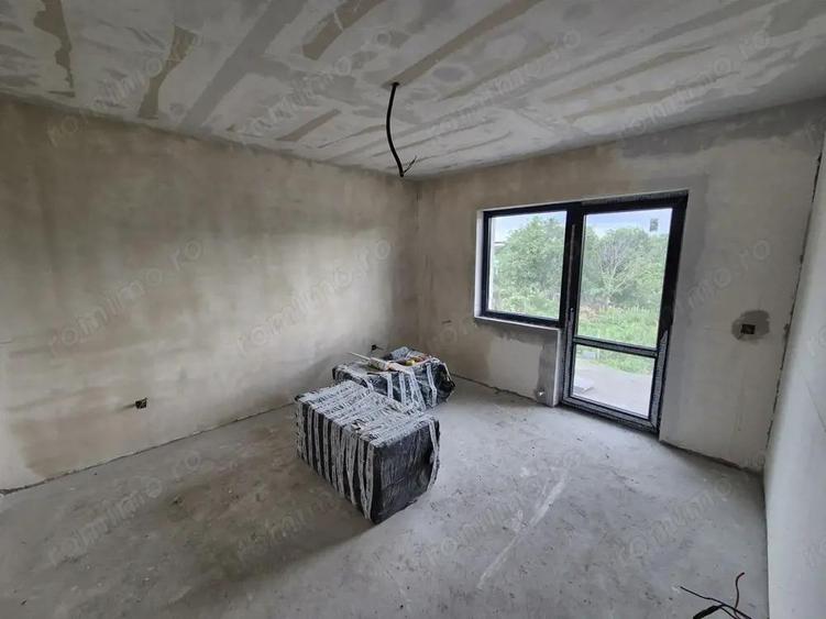 Casa P+1 in comuna 1 Decembrie - str. Victoriei - 3