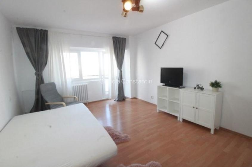 Inchiriere garsoniera| Mall Vitan