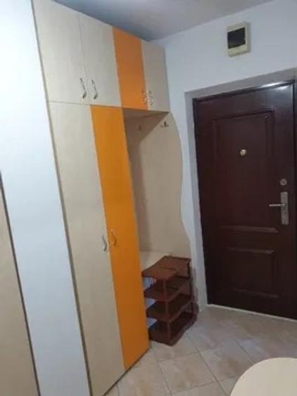Apartament cu 2 camere, etajul 4/10, zona Alexandru Cel Bun - 4