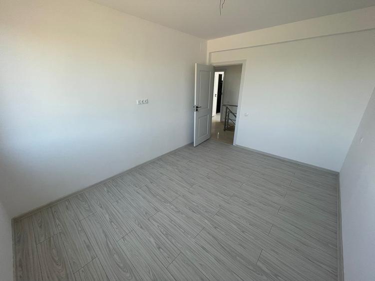 Casa individuala, 6 camere, teren 280mp, toate utilitatile, Comision 0 - 12