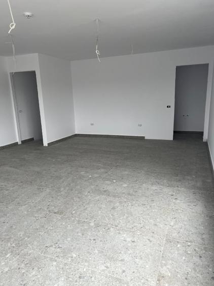 Hale de inchiriat 510 mp/buc , birouri - 4