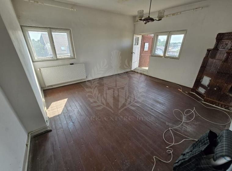 4 CAMERE // ZONA CENTRALA // CENTRALA PROPRIE // BOXA - 4