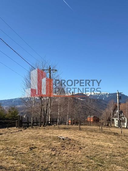 Casă tradițională cu 1800 mp teren  în Sohodol, Bran | Priveliște superba - 13