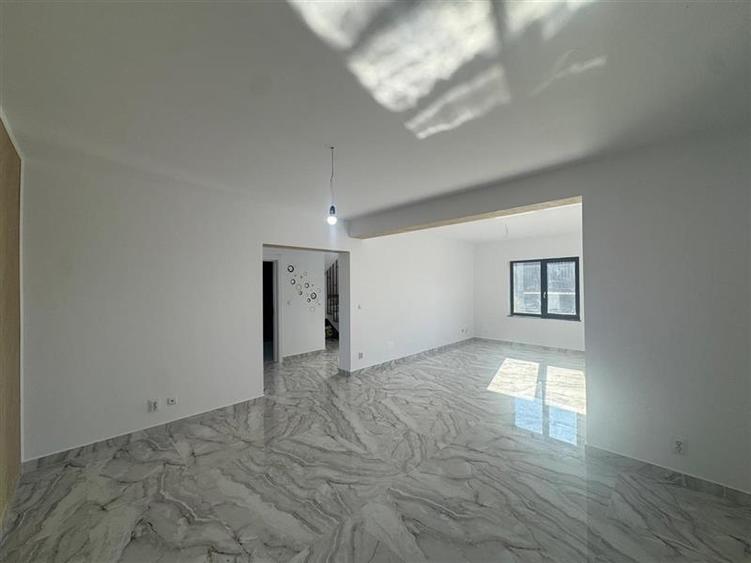 Vila intabulata, Miroslava ,4 camere. - 7