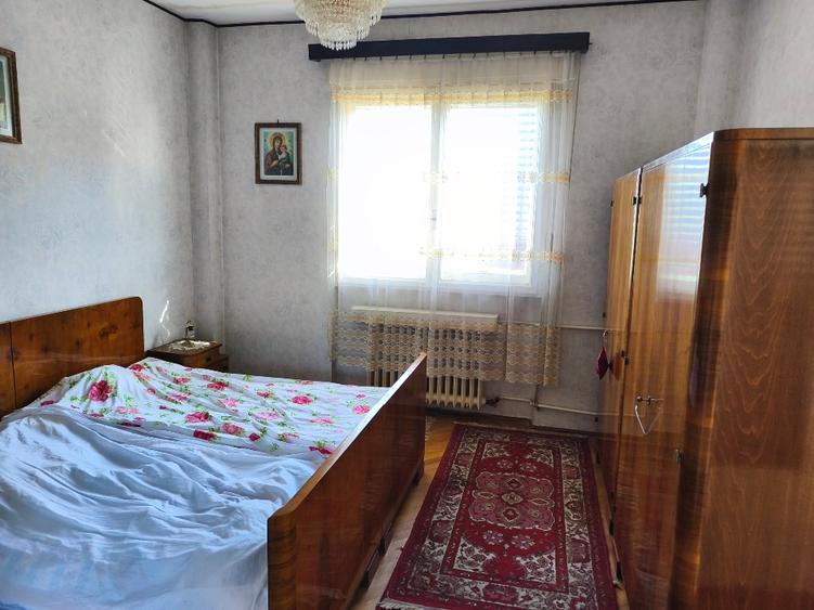 Apartament cu 2 camere  central, comfort sporit cu pivnita si garaj - 2