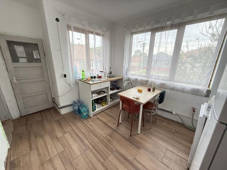 Casa in Podeni, potential deosebit - 1