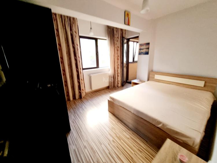 Apartament 2 camere decomandat, mobilat, parcare, Amurgului, metrou 5 minute