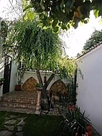 Vanzare casa renovata 2 camere curte proprie foisor Cotroceni - 5