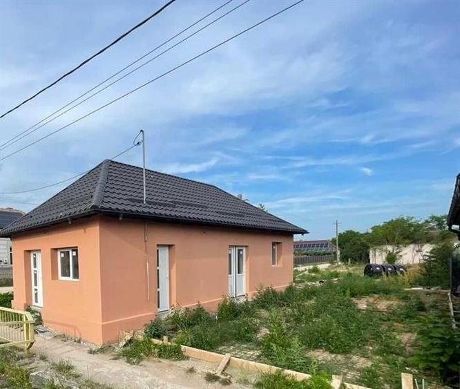 Casă individuală cu 4 camere cu Teren 70 Mp în Maglavit