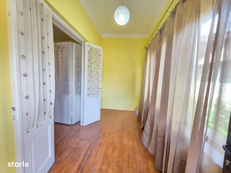 Casă cu 4 camere în Central