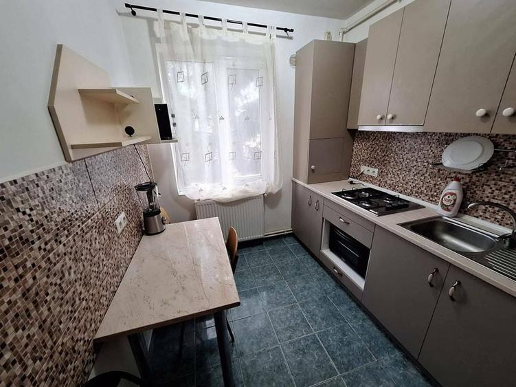 Apartament cu 2 camere decomandat în Bogdăneștilor