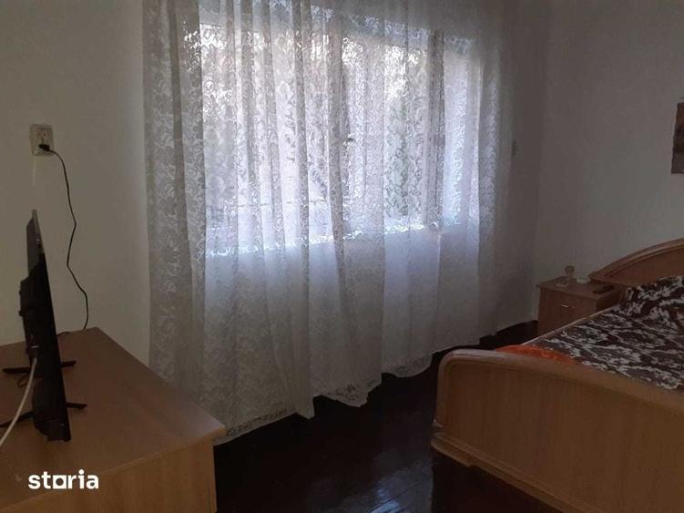 Casă cu 4 camere cu Teren 110 Mp în Buteni