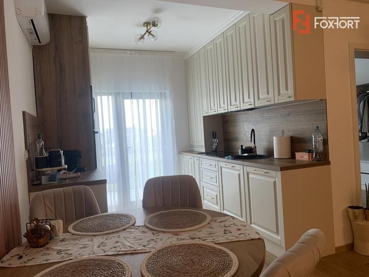 Apartament cu 3 camere decomandat, mobilat în Moșnița Nouă