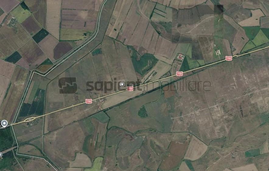 Teren de 11600 mp, în Sud